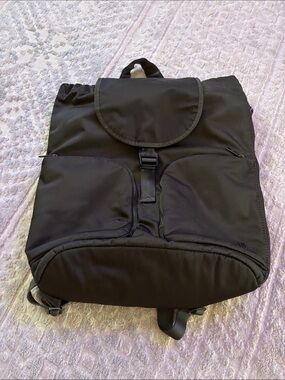 crossbody bag women lululemon Lululemon Crossbody Camera Bag Black Crossbody Camera Bag 2L *Logo Women's  Bags,Purses,Wallets